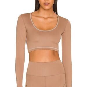 Tan + Lines La Jolla Sports Bra Del Mar Biker Shorts in Latte